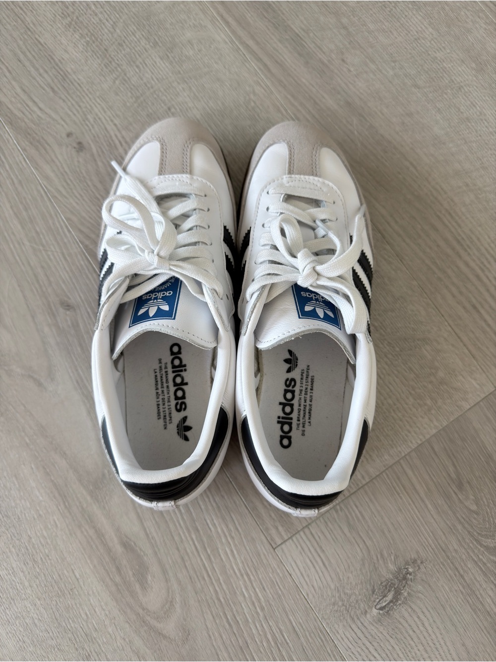 Adidas Samba OG in white/black, women’s size 7.5 - Picture 2 of 6